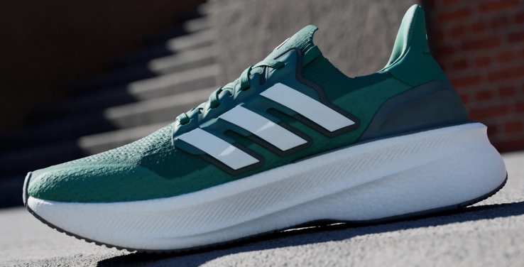 Ultraboost 5 vs Adidas Ultraboost 5X STEPN Edition - Side 2